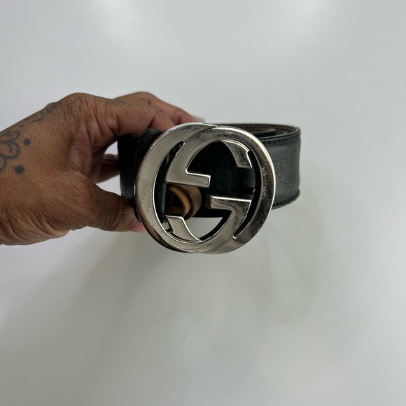 Authentic signature Gucci belt - Picture 3 of 6